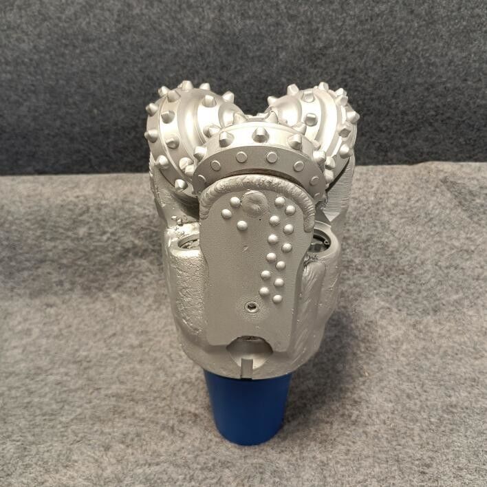 Długotrwałe działanie niskiego poziomu hałasu 3 1/2 API Reg Tricone Drill Bits for Rocks and Pebbles Drilling