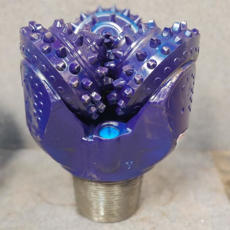 Standard API marki Kingdream Tricone Roller Cone Bits do wiercenia studni ropy naftowej i gazu