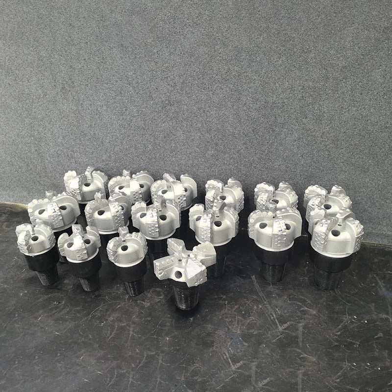 Tricone Drill Bit i Rotating Core Bits Najlepsza kombinacja dla poziomego wiertniczego wiercenia